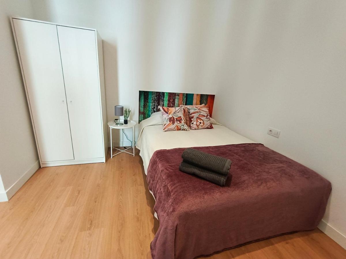 By Universitat Rooms Barcelona Ngoại thất bức ảnh