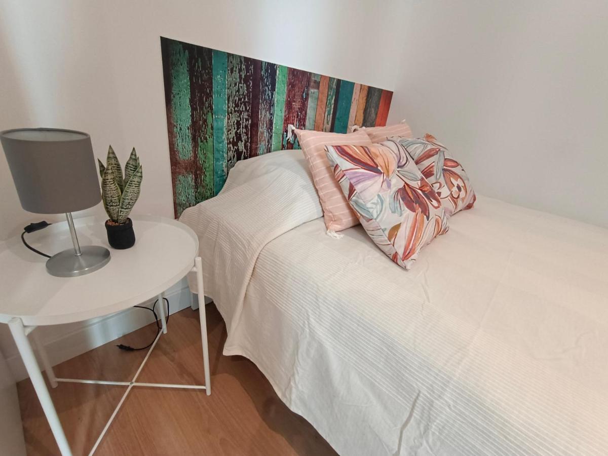 By Universitat Rooms Barcelona Ngoại thất bức ảnh